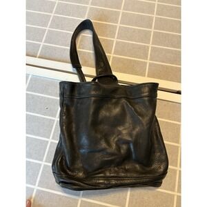 SVEN Berkeley USA Pebbled Leather Minimalist Shoulder Hobo Bag, EUC